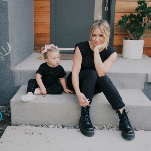 Smash + Tess Sunday Romper Midnight Black XS NWT Onesie V Neck Jumpsuit S+T New - Picture 3 of 16